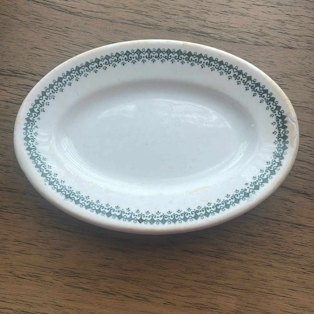 Vintage Chunky Ironstone Small plate / soap dish